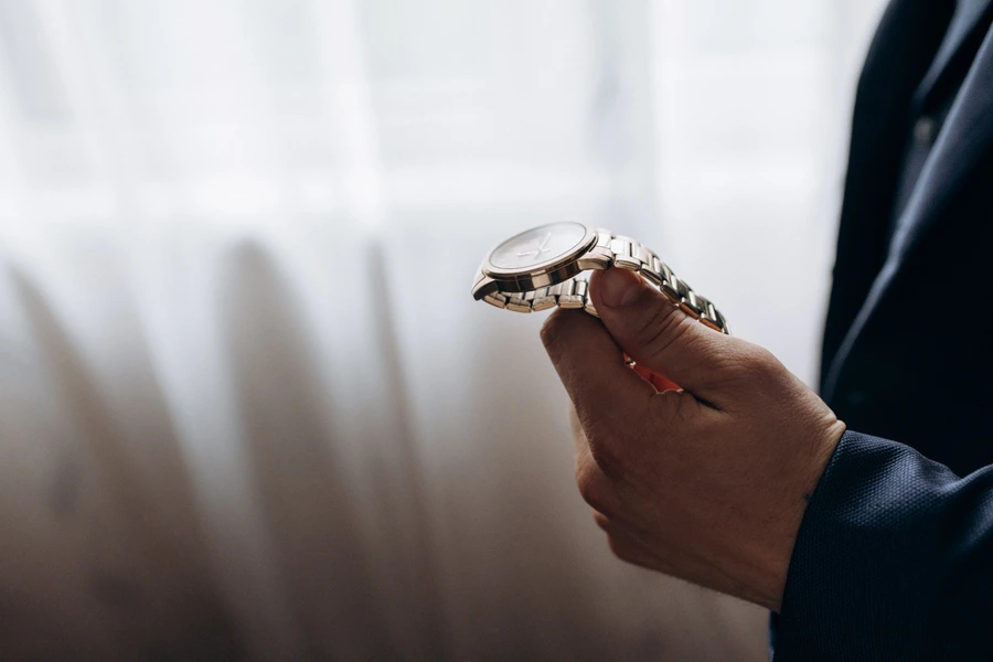top-tips-for-selling-a-luxury-watch-in-2025